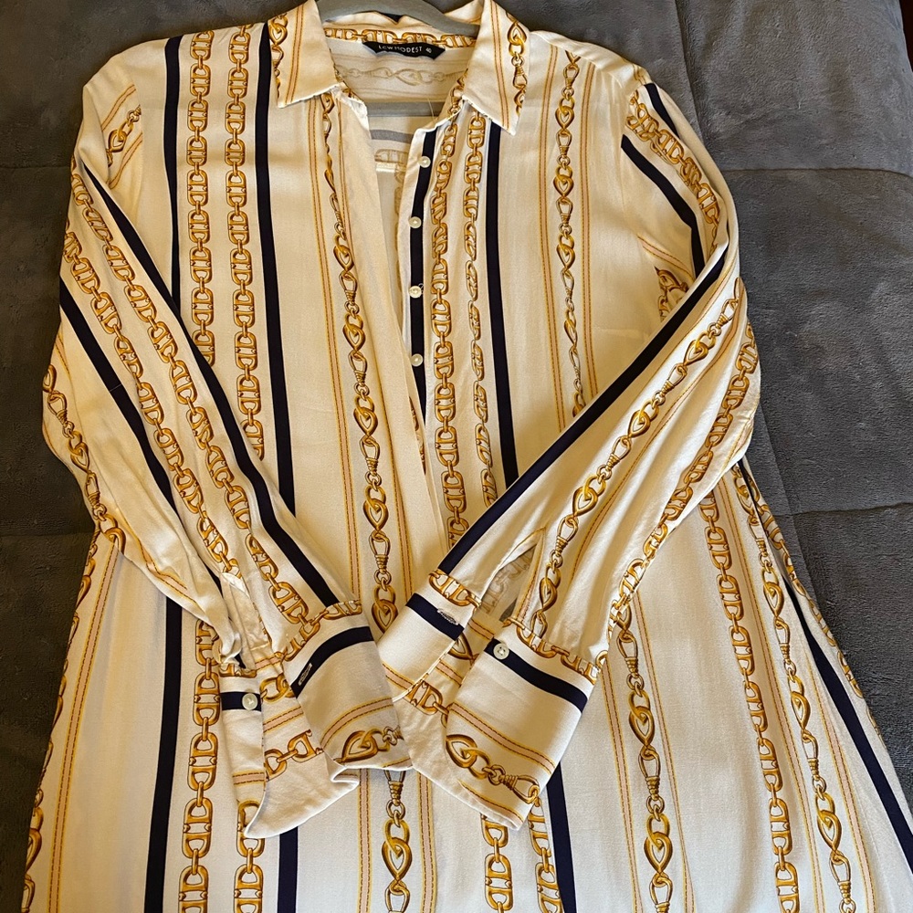 Women’s dress